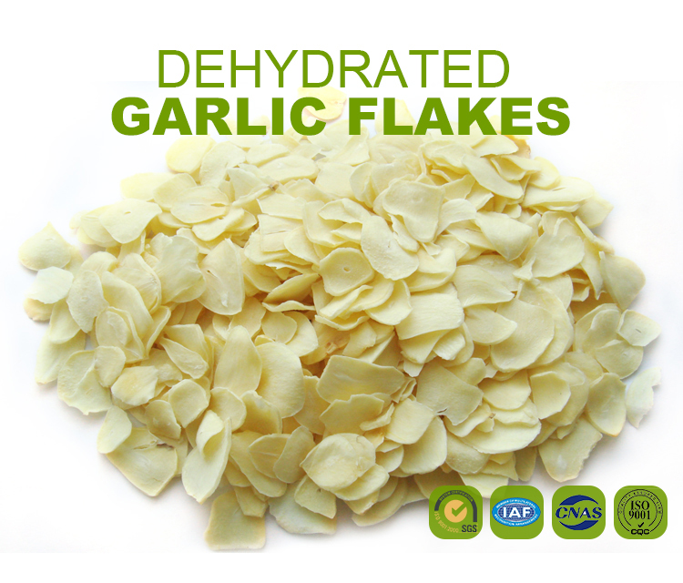 Dehydrated garlic flakes