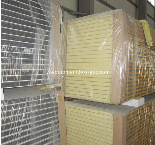 sandwich panel for small deep freezer