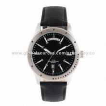 Fashionable Timepiece with Metal Case and Leather Band at Cheap Price