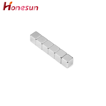 Small Cube Neodymium Permanent Magnet