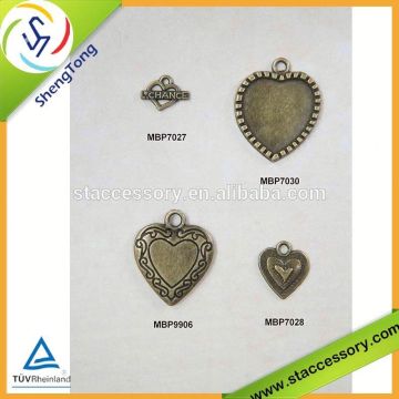 Wholesale charms heart necklace charms inside