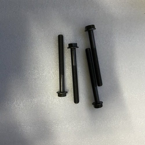 SD22 Bolt 01010-52050