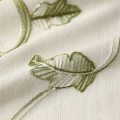 Valência de cortinas bordadas em têxteis para o lar