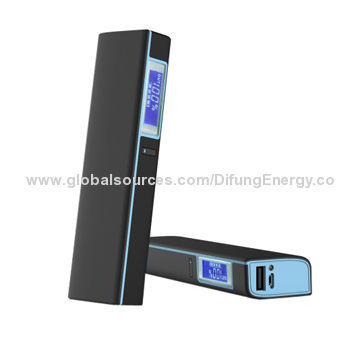 Latest Mobile Power Bank, Factory Patent Design, Smart LCD Numeral Display, Portable