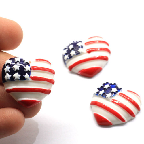 Kawaii Flag Heart Flatback Resina Cabochon per fai da te Custodia per cellulare Fiocco per capelli Ciondolo per melma Decorazione Forniture Abbellimento