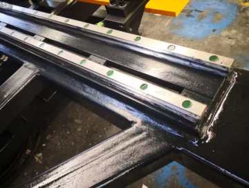 plate punch hole machine