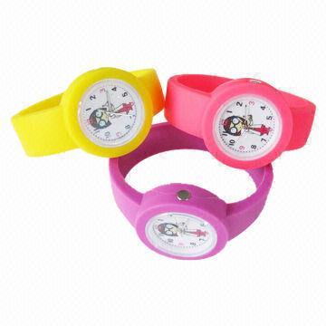 Top New Round Exchangeable Band Smart Kids' Silicone Watches with Many Colors for Choice