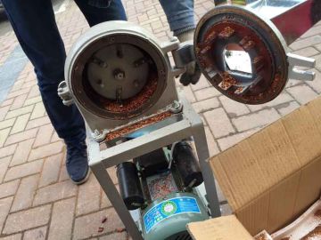 Easy operation milling machine/Adjustable grain milling machine/Grain milling machine