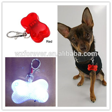 2016 Bone Shaped Plastic Colorful Bling Cat/Dog Blinker LED