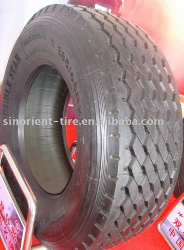 Radial truck tyre 445/65R22.5