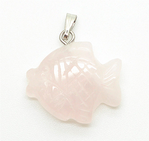 Pendentif poisson forme quartz rose