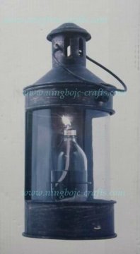 Metal oil lamp