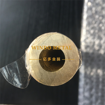 Centerless ground extruded brass round bars