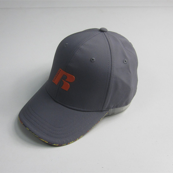 100% Polyester R Print Baseball Cap