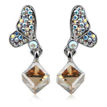 Flying butterfly holding bright crystals drop earring with colored diamond