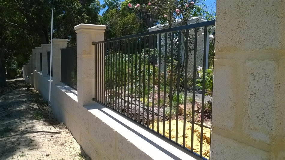 double horizontal wire mesh garden fence panels