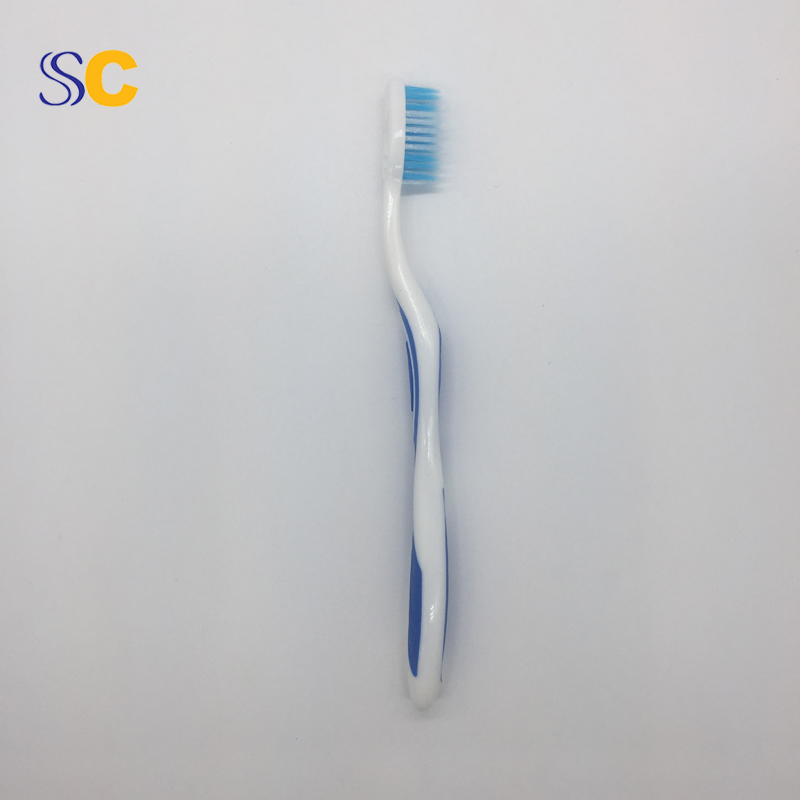 New Type Hot Selling Plastic Adult Custom Toothbrush