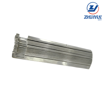 Primary tufting needle accessories