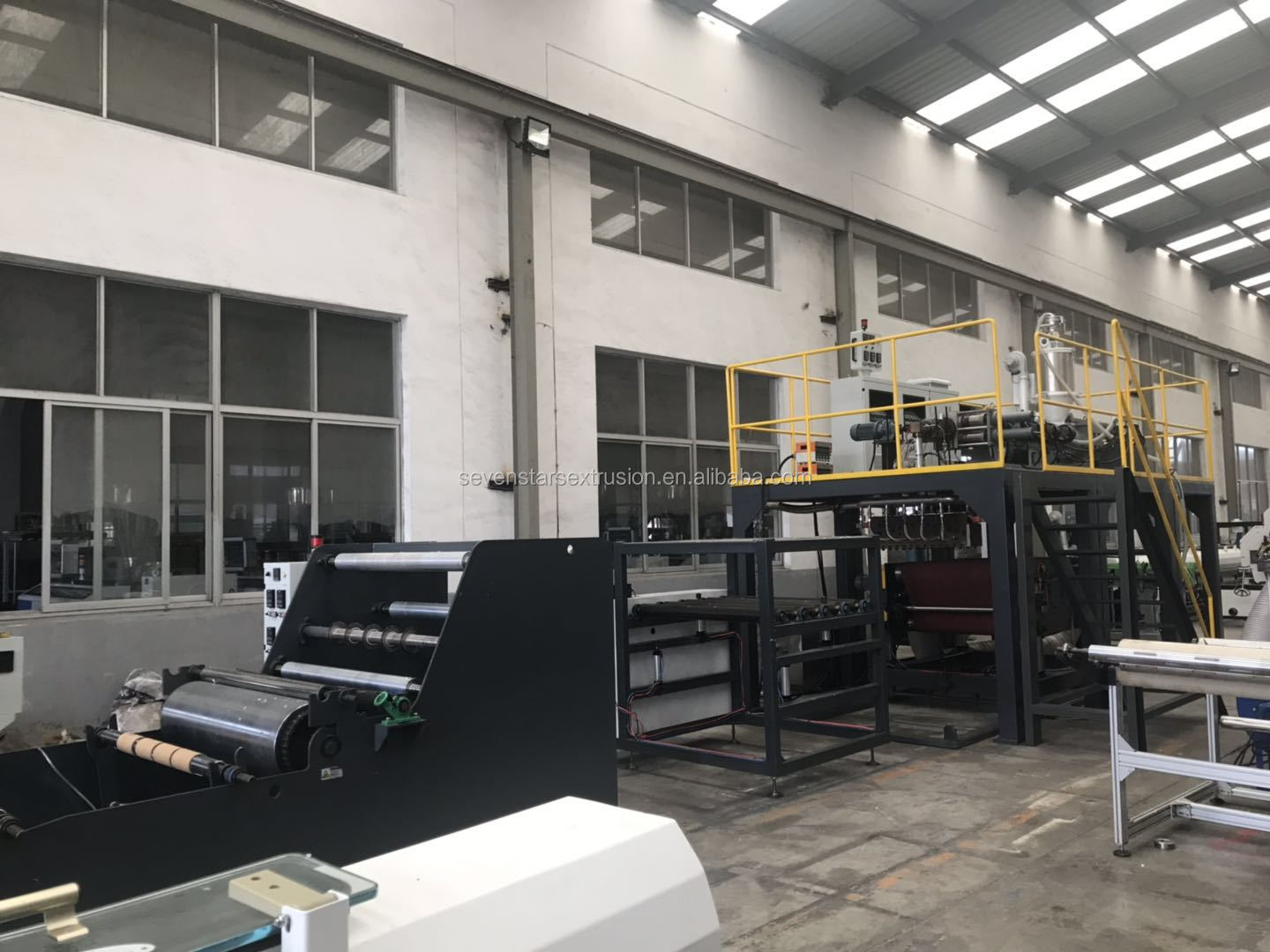 Meltblown Nonwoven Fabric Making Machine Meltblown Nonwoven Fabric Making Machine