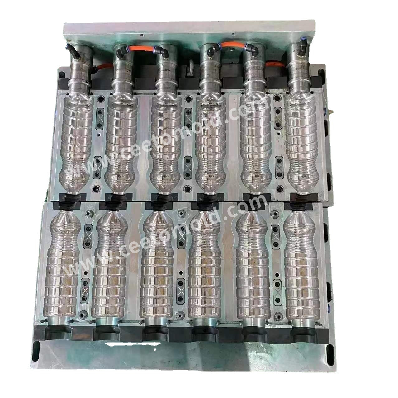 Kunststoffform plastics mould