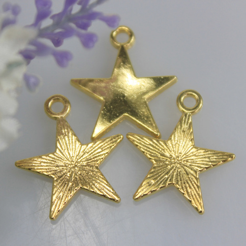 Charms stella a cinque punte oliato in lega Decorazioni artistiche fai da te Accessori per ornamenti artificiali Orecchini pendenti Ornamento per gioielli