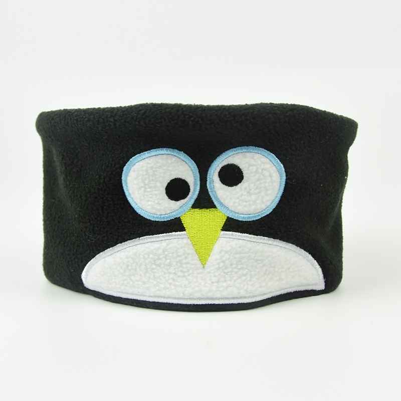 Anak -anak yang sedang tidur yang lucu menyukai headphone topi Cute sleeping children loved hat headphones