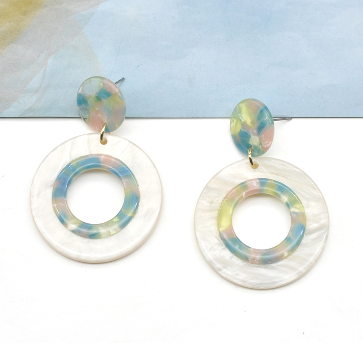 Yiwu mina factory round shape acetate and acrylic earrings women jewelry