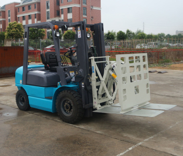 3Ton Diesel Forklift CPCD30 with Push Pull Attachment
