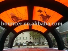 Inflatable bunker tent