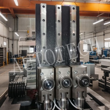 Process Line Ingredient Clamp Mechanism