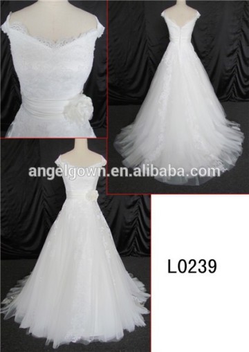 full-length chifon ball gown wedding dress with short tail