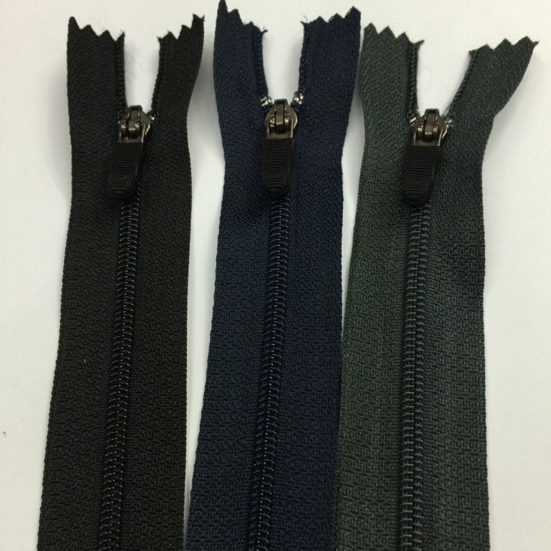  Strong nylon zippers