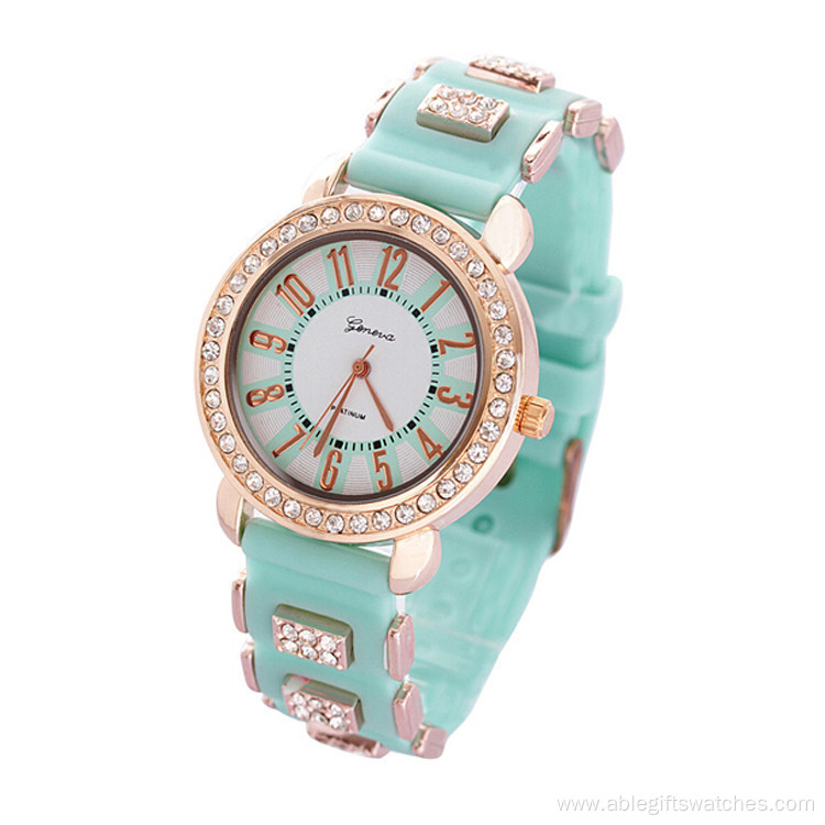 The New Fashion Women Silicone Watches(liyuting)