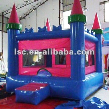 2012 castle shape inflatable playhouse