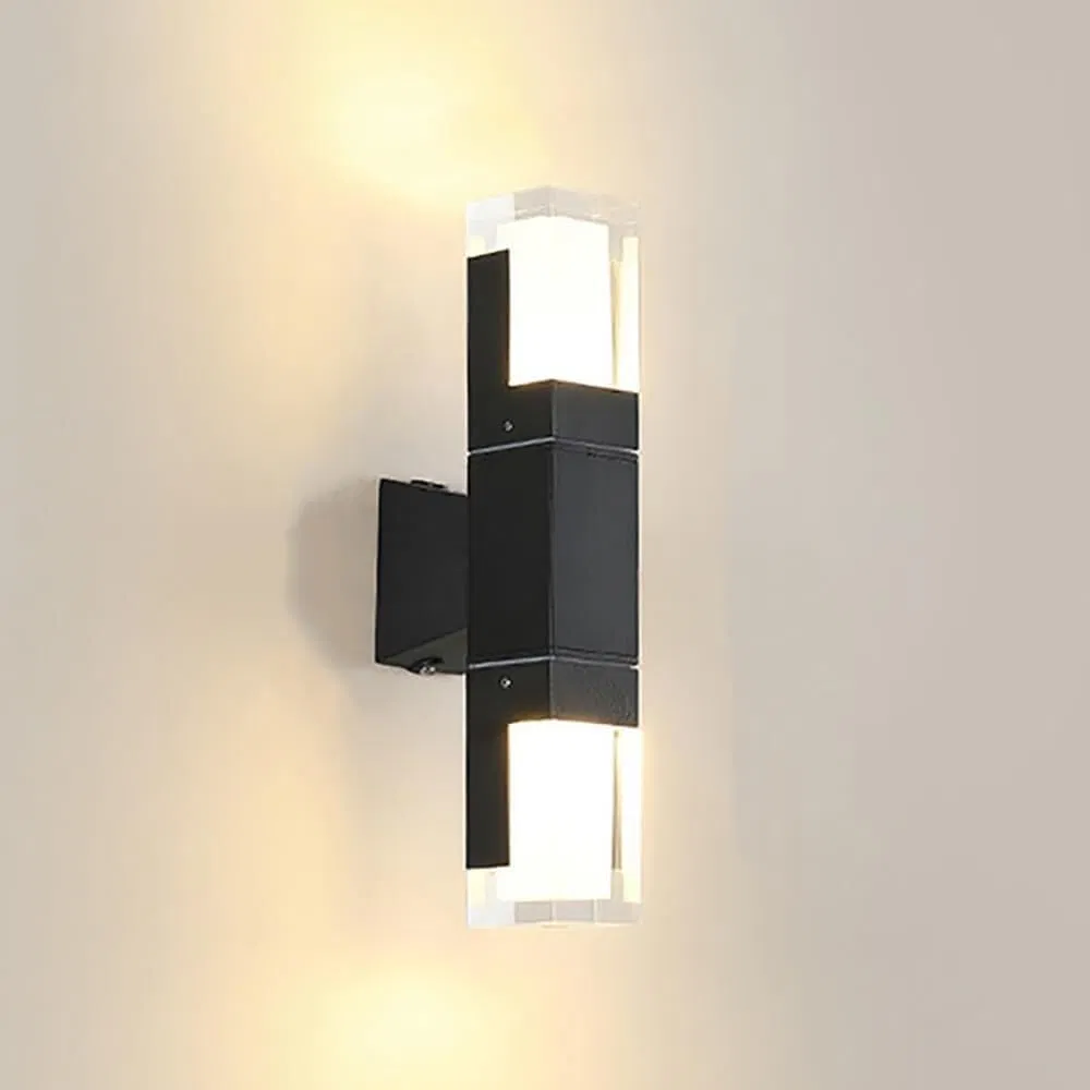 Elegant Outdoor Wall Sconce with Waterproof Design for Year-Round Use Lamp