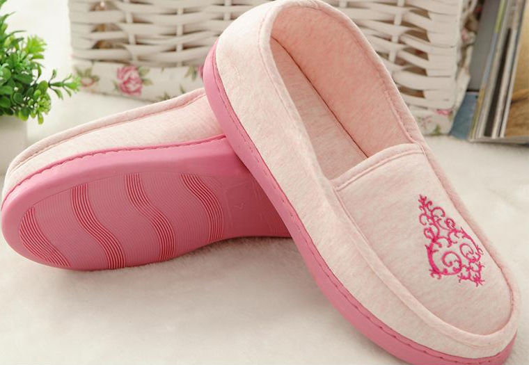 Spring and autumn new bag heel waterproof non-slip embroidered confinement shoes