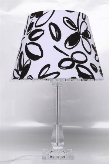 European style table lamp plastic base