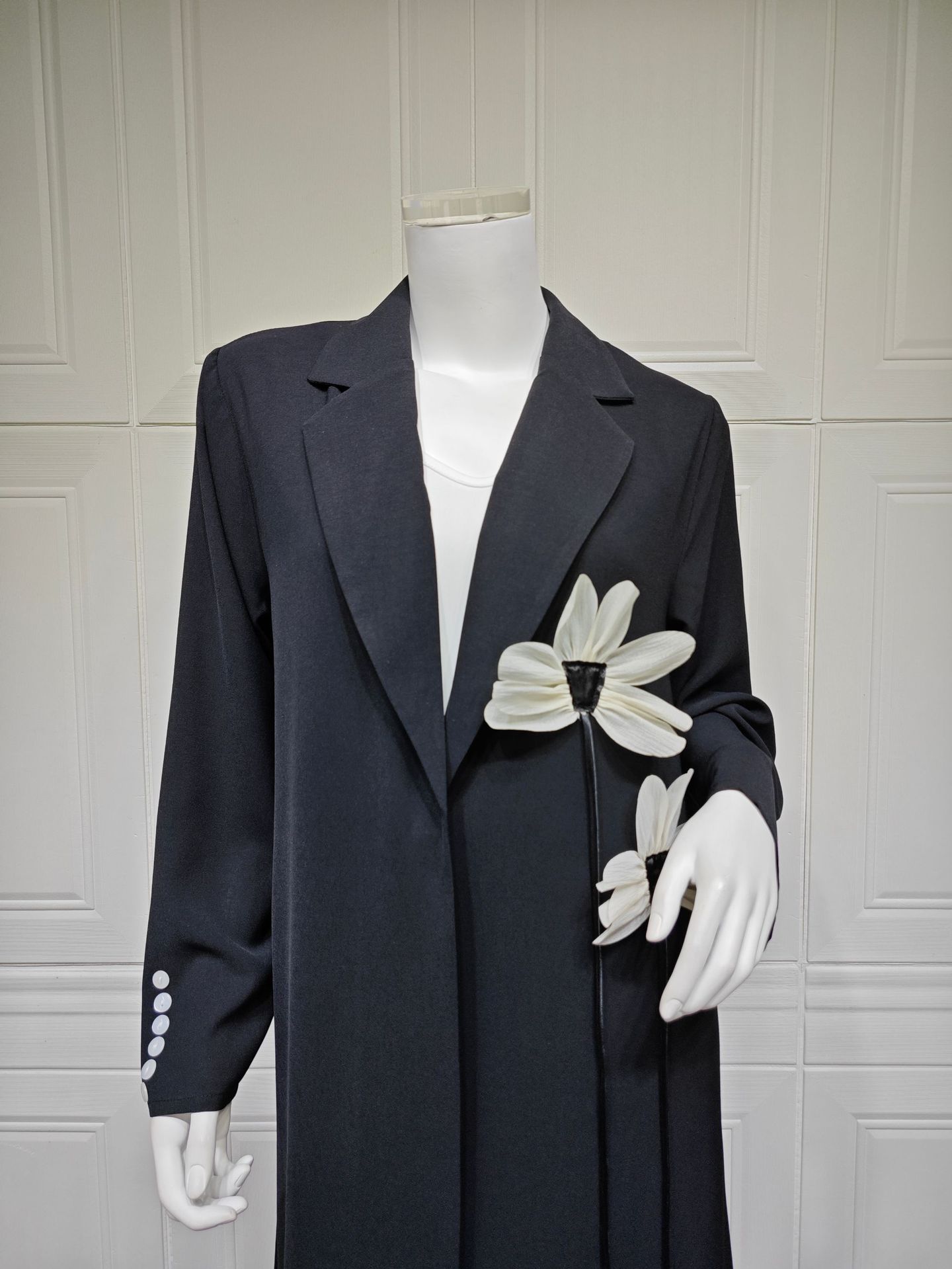 یقه برگردان سه بعدی گلدار مشکی باز Abaya MQ272 (8) Lapel Collar 3D Floral Black Open Abaya MQ272 (8)