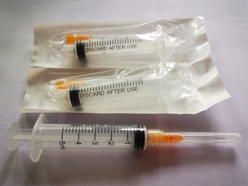 Disposable syringe with needles 5cc