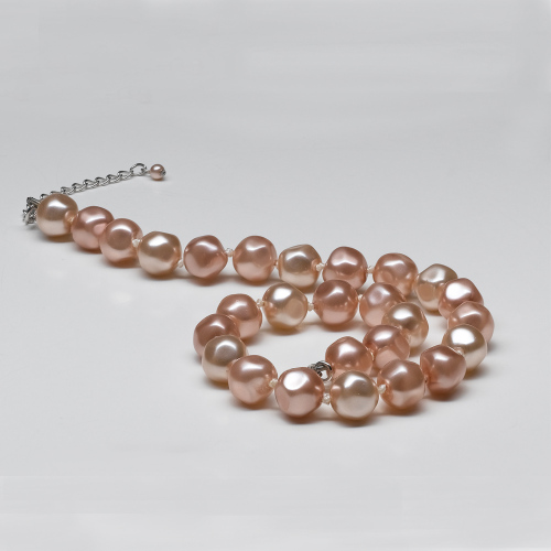 Collier de perles rose baroque simple de conception