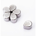 petal shape stainless steel whickey stone