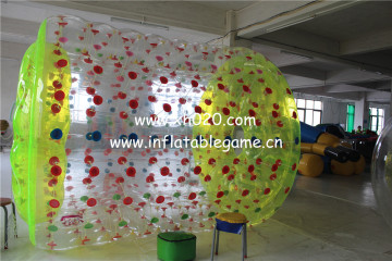 Inflatable roller inflatable ball