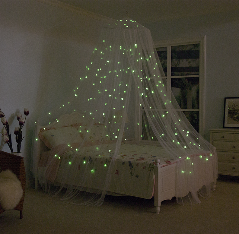 White Luminous Stars in the Dark Mosquito Net