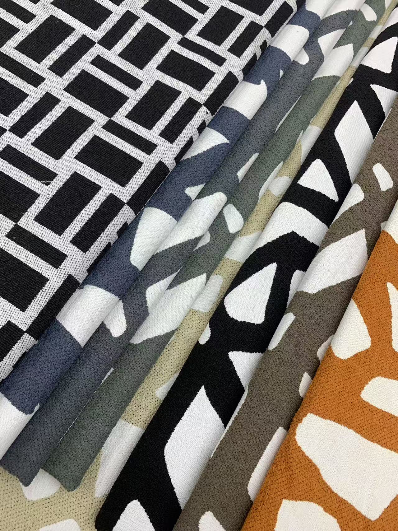 Πολύχρωμο γεωμετρικό ύφασμα ταπετσαρίας Multi Color Geometric Upholstery Fabric