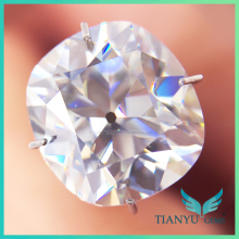 white moissanite diamond 8x9 mm antique cushion cut DEF color charles colvard moissanite