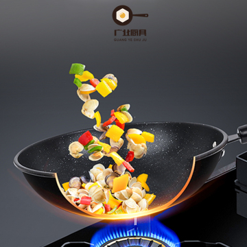 Wok with Red Dot Clay Pot Design