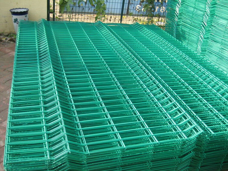 Hot Sale PE coated welded mesh 3D fence