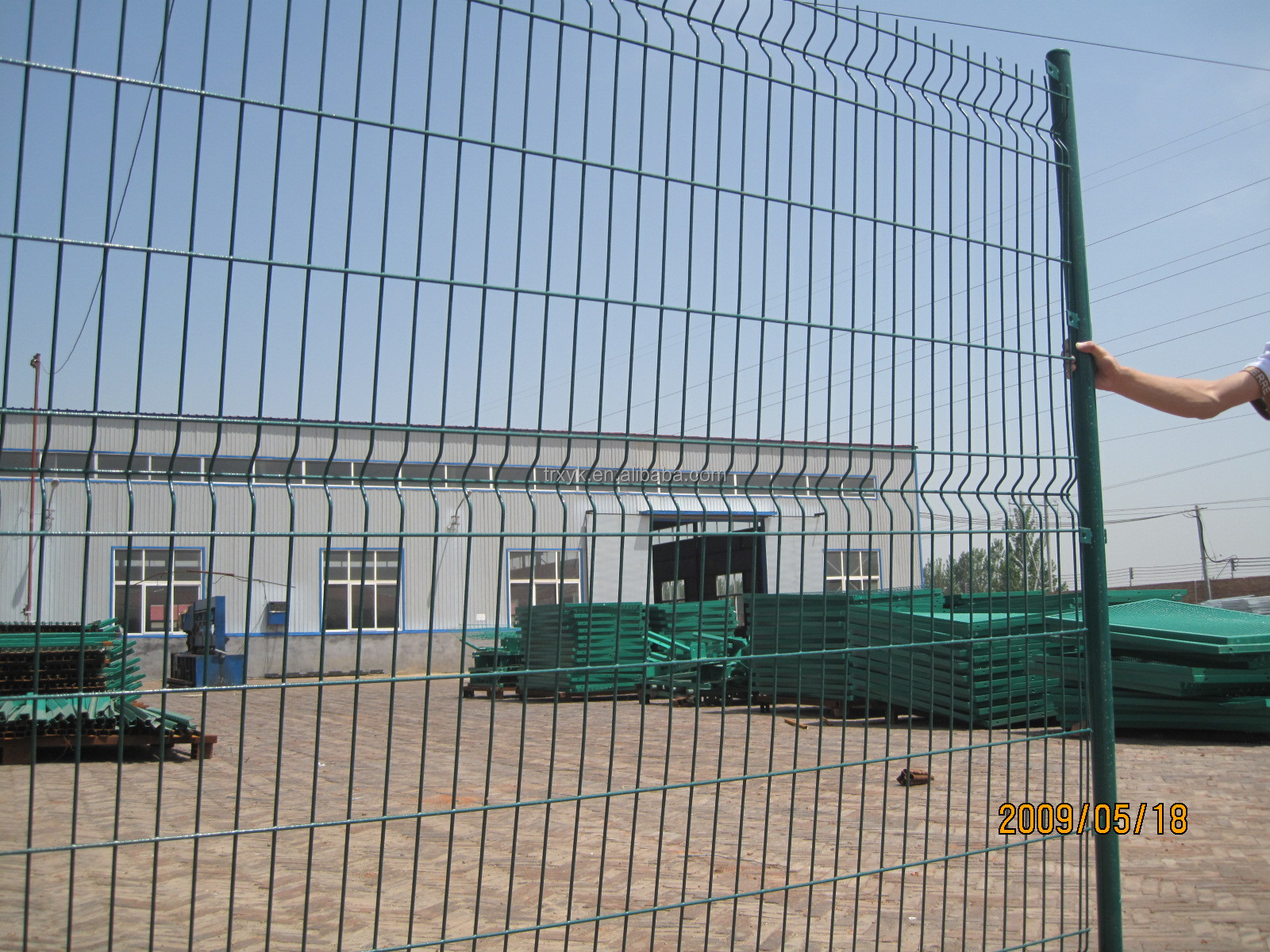 PVC coated wire mesh fence