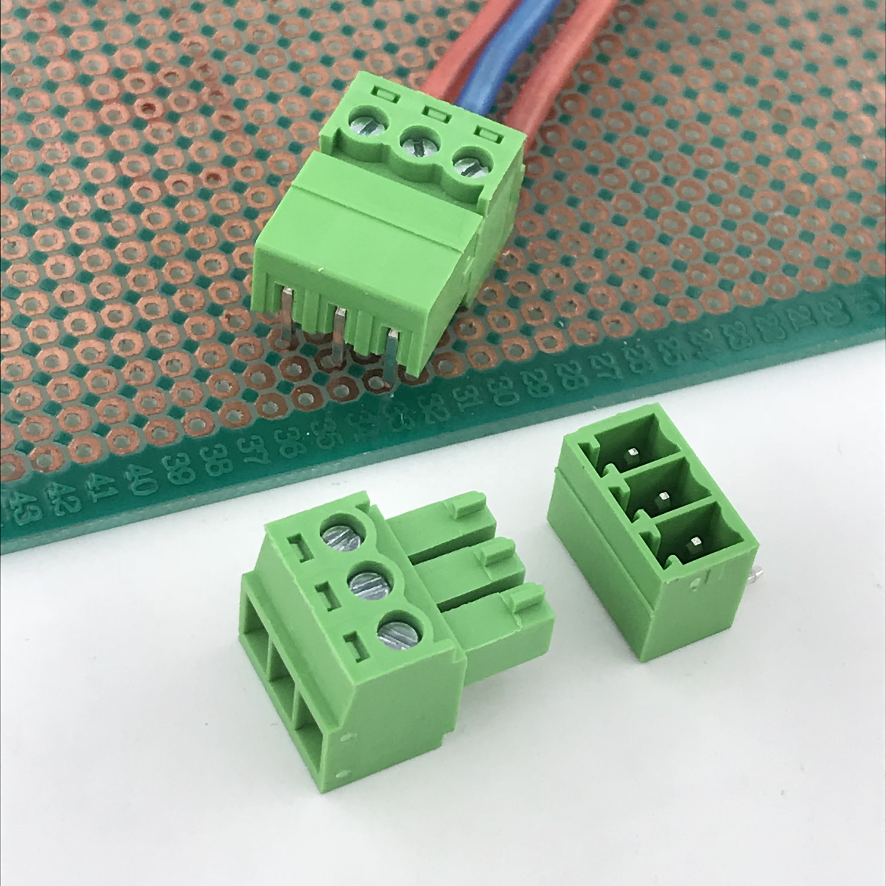 PCB 3 طريقة الاتصال كتلة المحطة