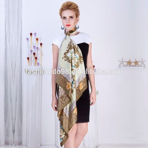 High Quality fashion best selling dots pattern silk square scarf